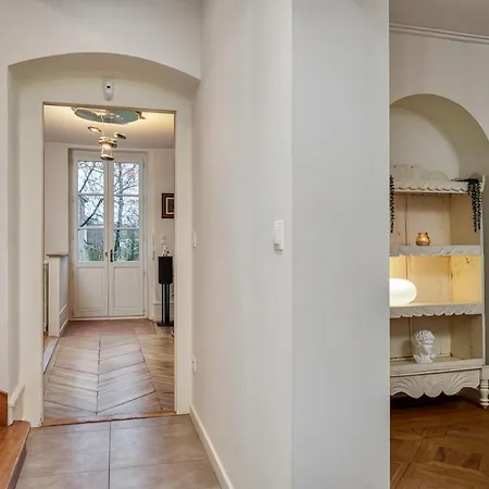 Bedroom 2 - Authentic Charm - Coliving Historic House Ferney-Voltaire Exterior photo