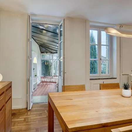 Bedroom 2 - Authentic Charm - Coliving Historic House Ferney-Voltaire Exterior photo